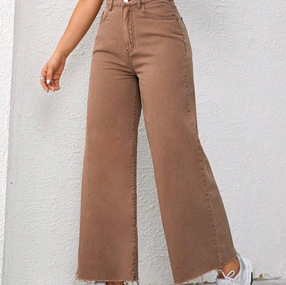 SHEIN Brown Flare Wide Leg Jeans with High Waist and Raw Hem BRAND NEW